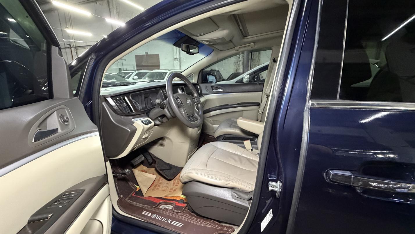 Buick GL8 2013 thumb 6