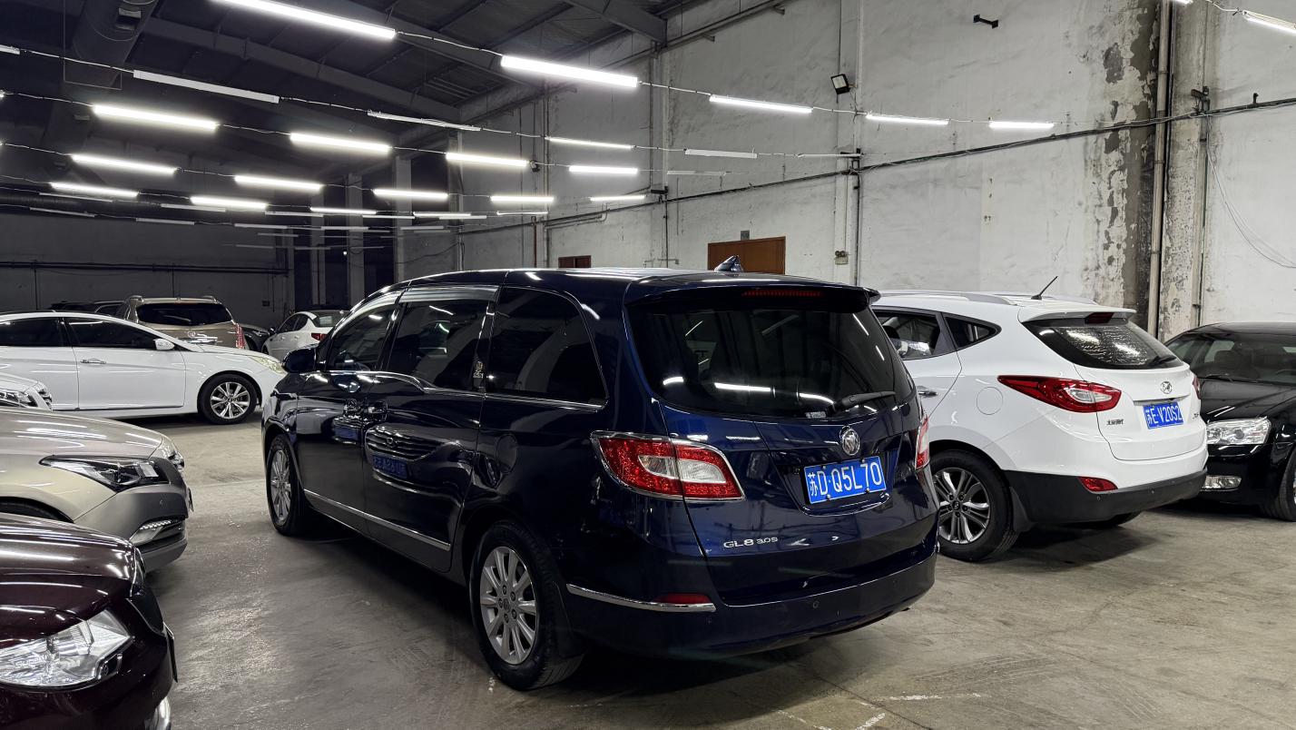 Buick GL8 2013 thumb 11