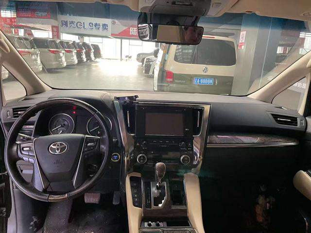 Toyota Vellfire 2019 thumb 7