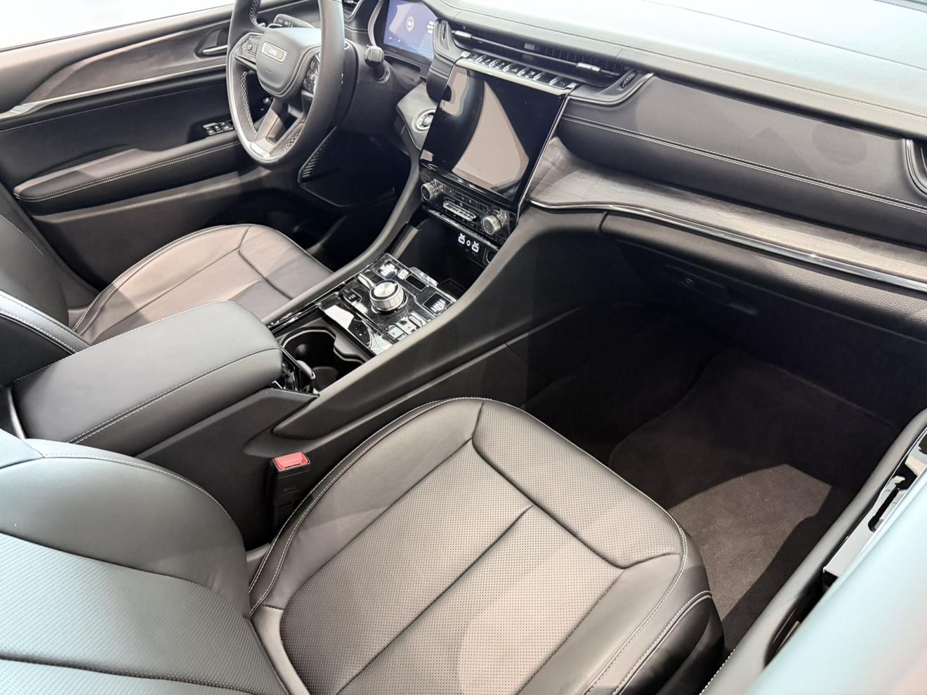 Jeep 4xe 2023 thumb 2