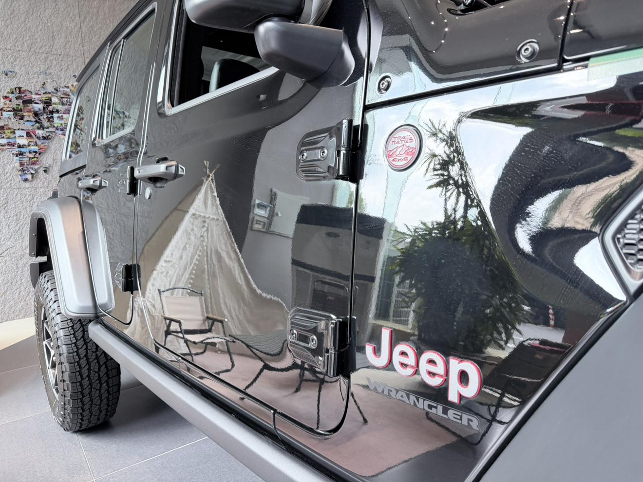 Jeep Wrangler 2024 thumb 8
