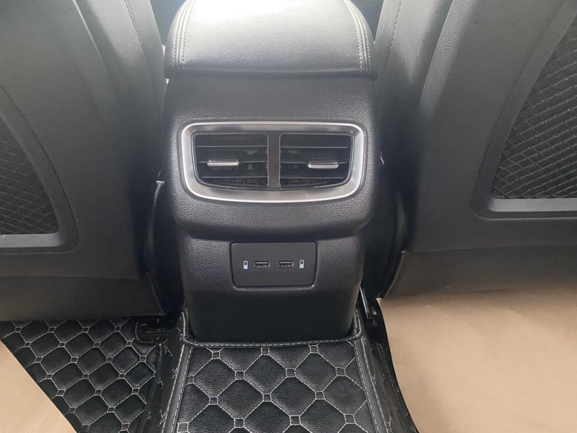 Hongqi H5 2020 thumb 6