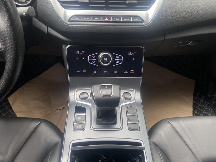 Hongqi H5 2020 thumb 11