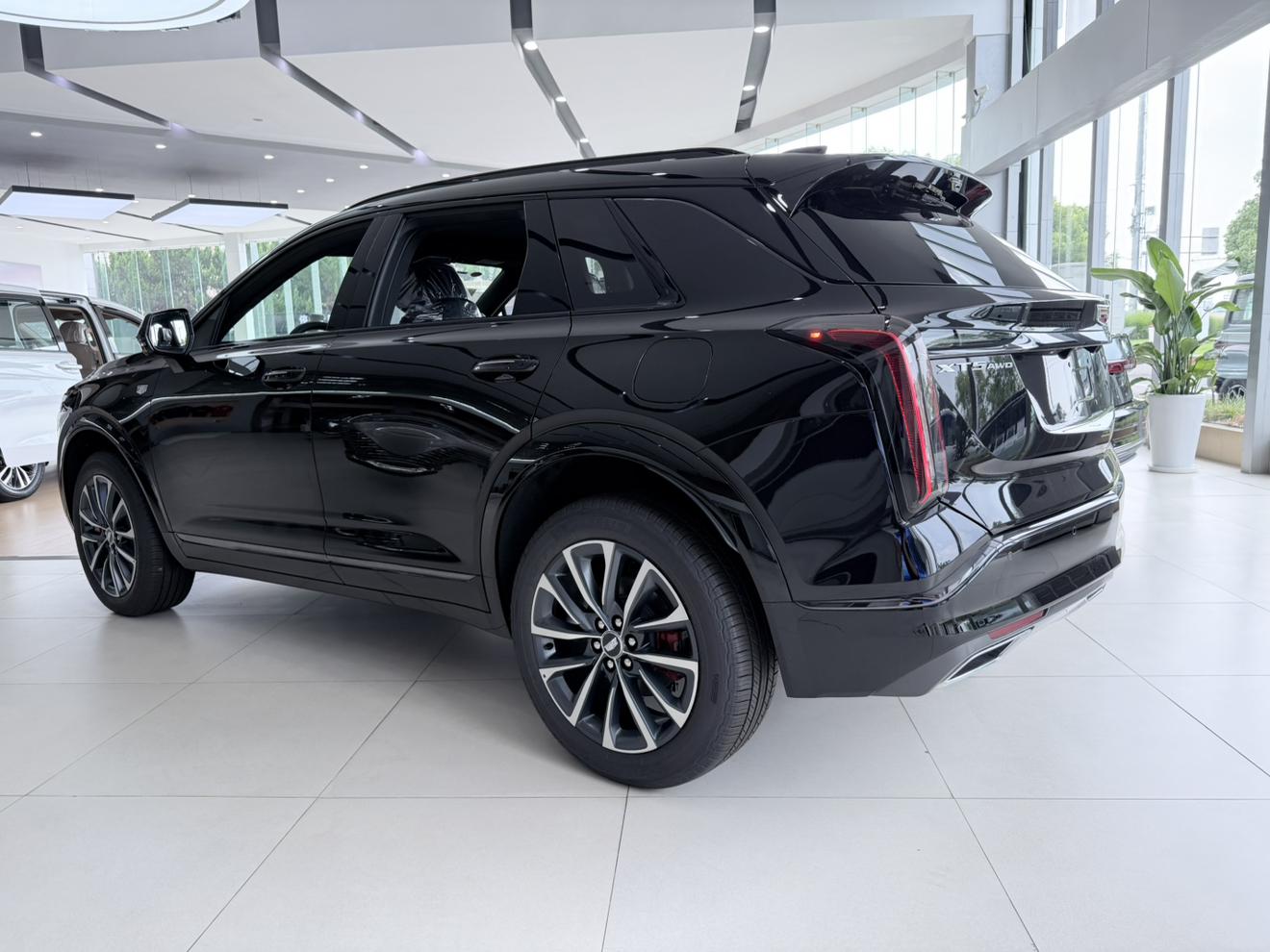 Cadillac XT5 2026 thumb 2