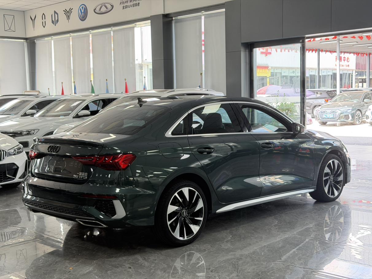 Audi A3 2023 thumb 4