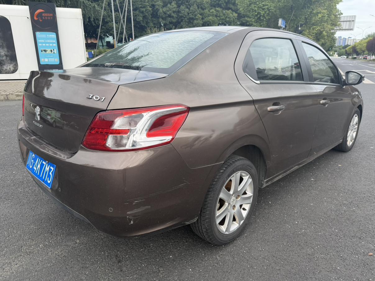 Peugeot 301 2014 thumb 5