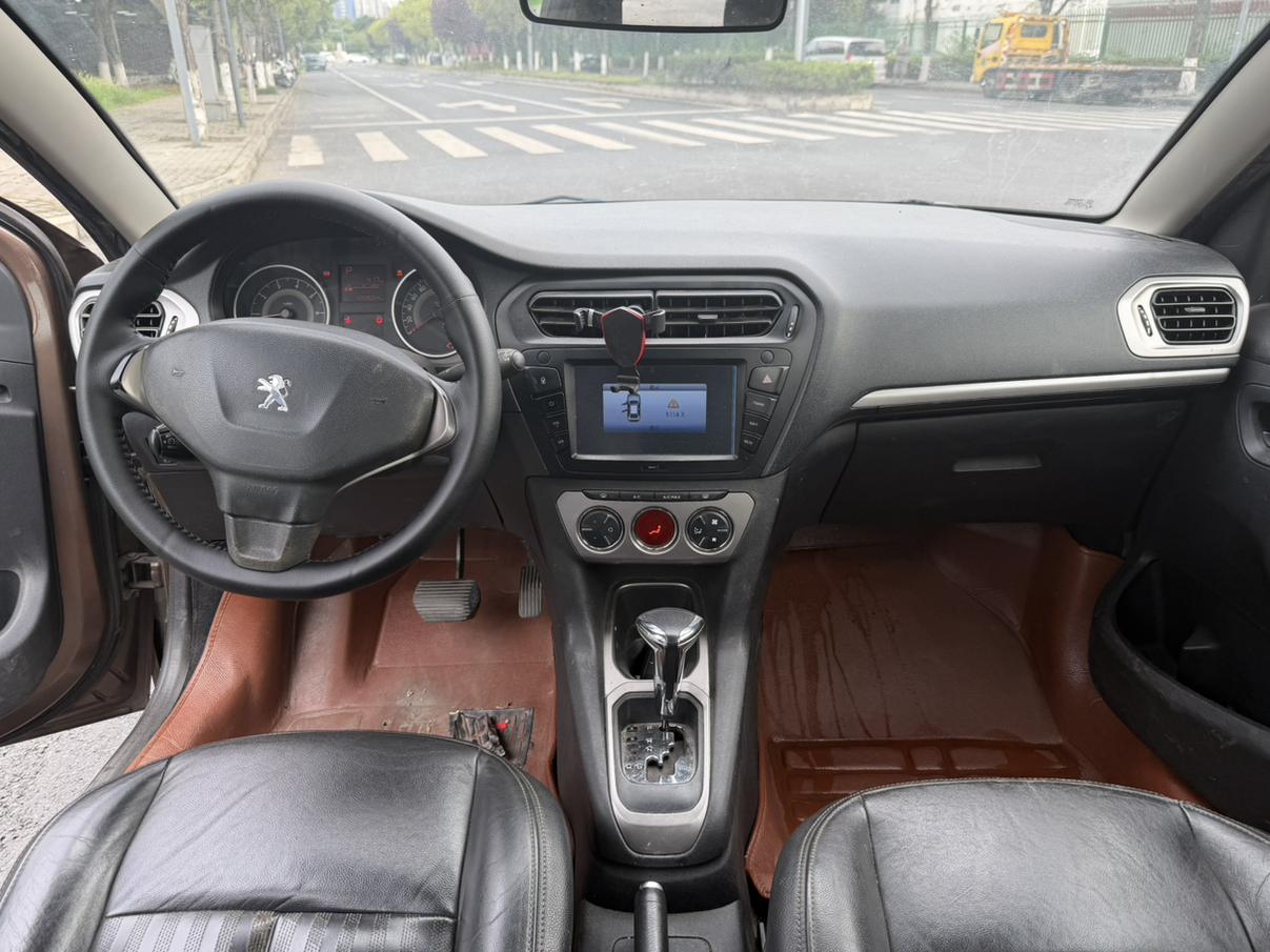 Peugeot 301 2014 thumb 7