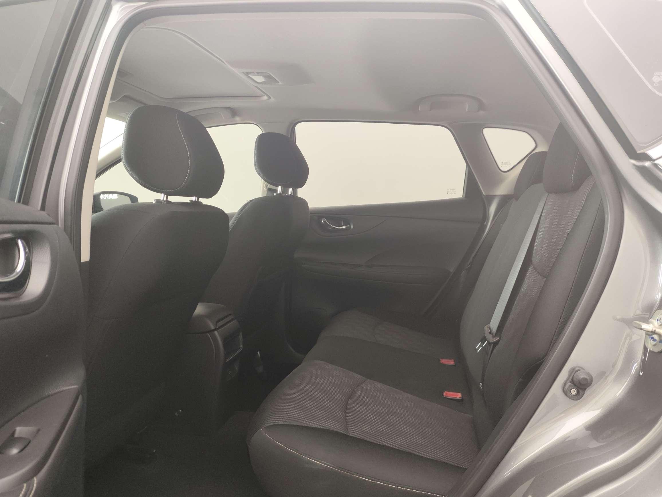 Nissan Tiida 2021 thumb 8