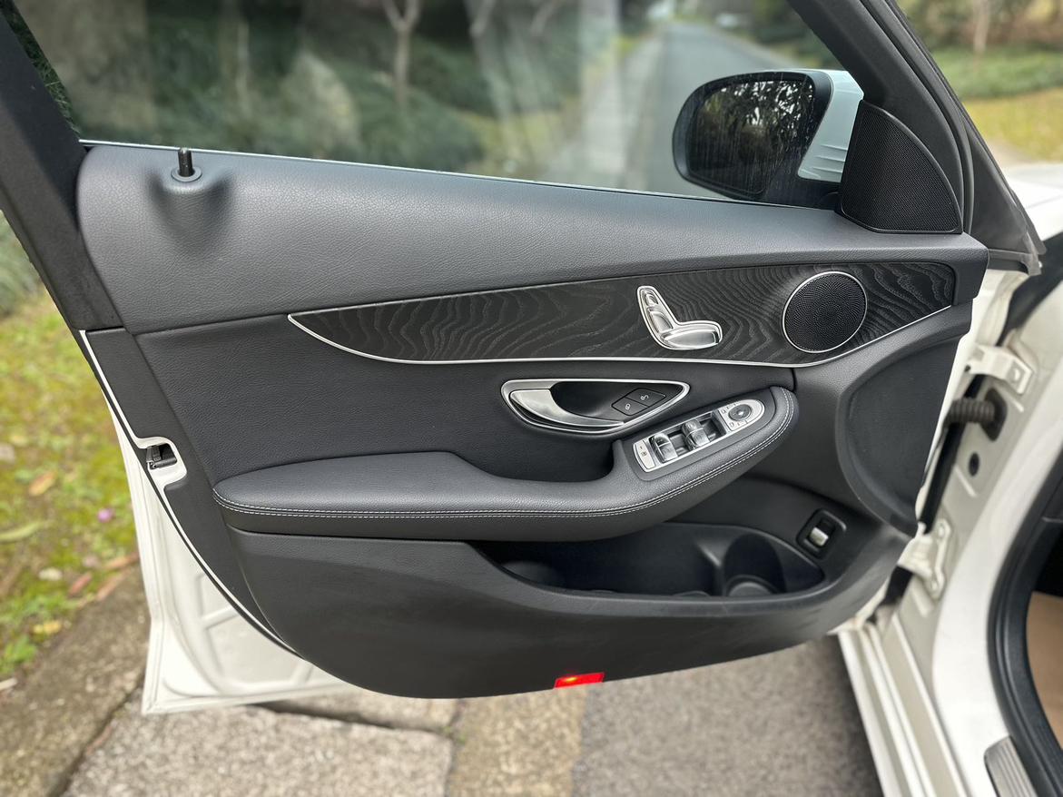 Mercedes-Benz C-Класс 2015 thumb 3