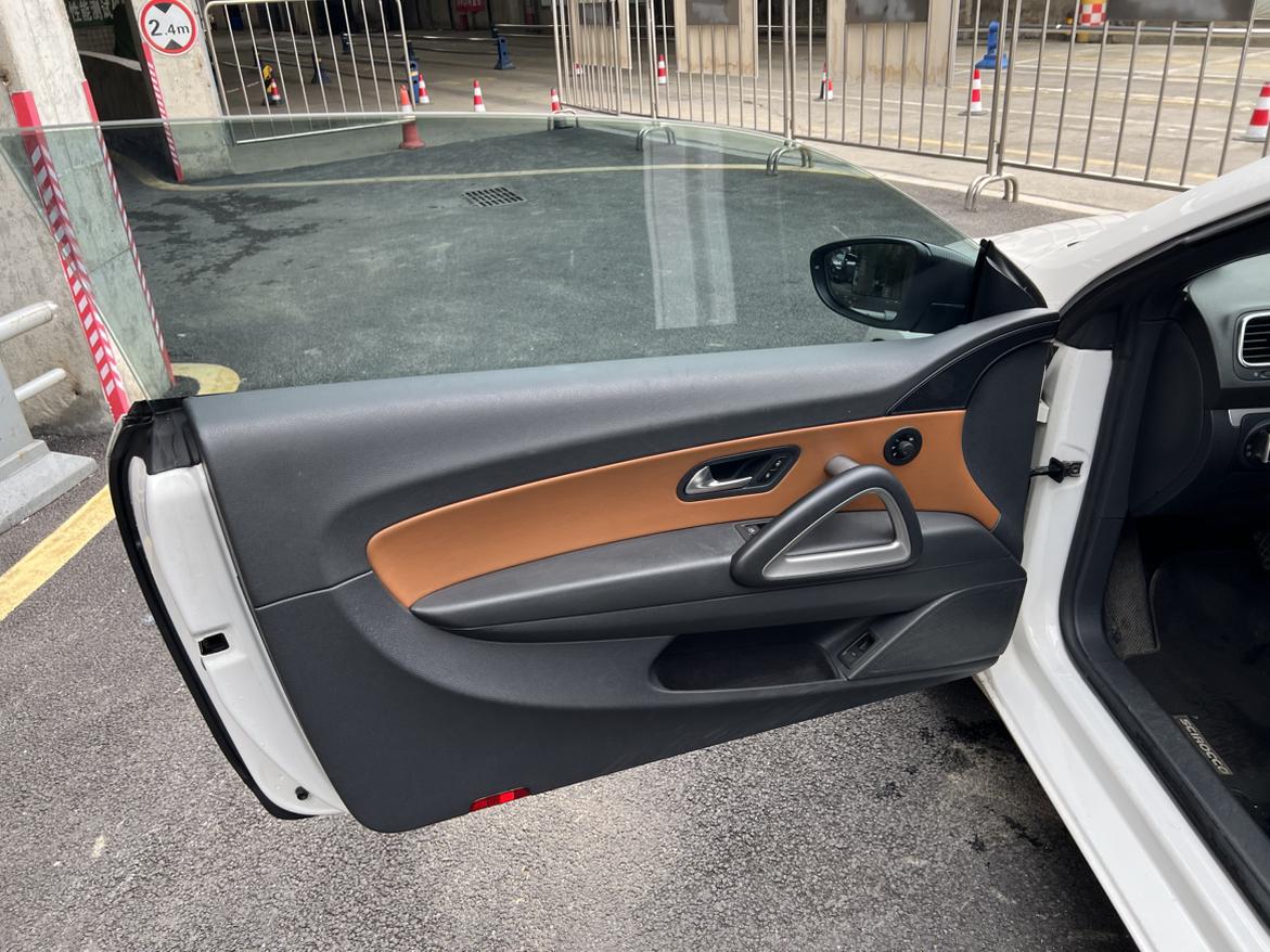 Volkswagen Scirocco 2013 thumb 4