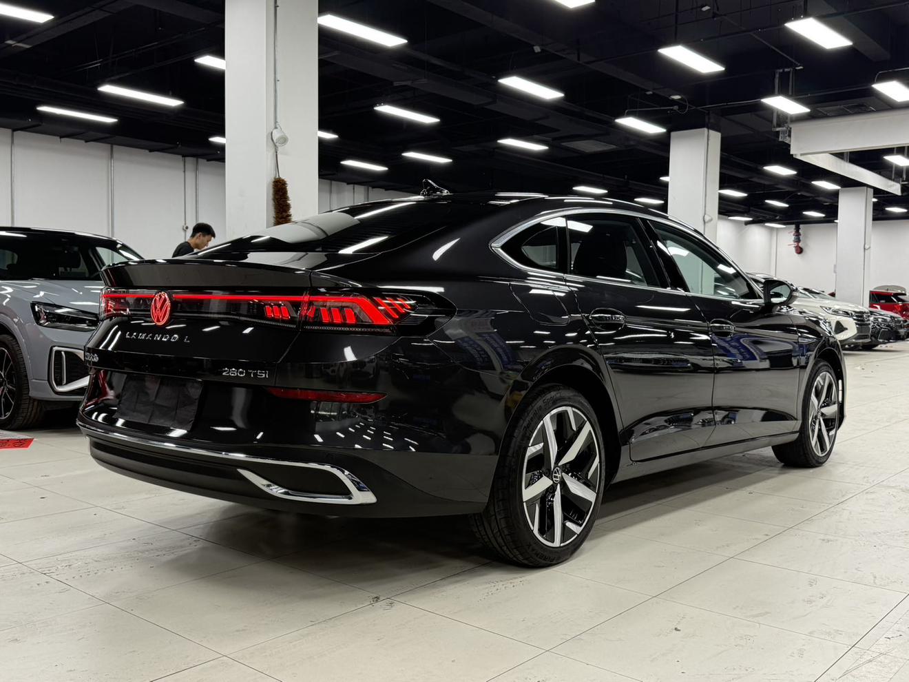 Volkswagen Lamando 2023 thumb 4
