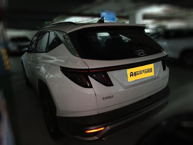 Hyundai Tucson 2025 thumb 4
