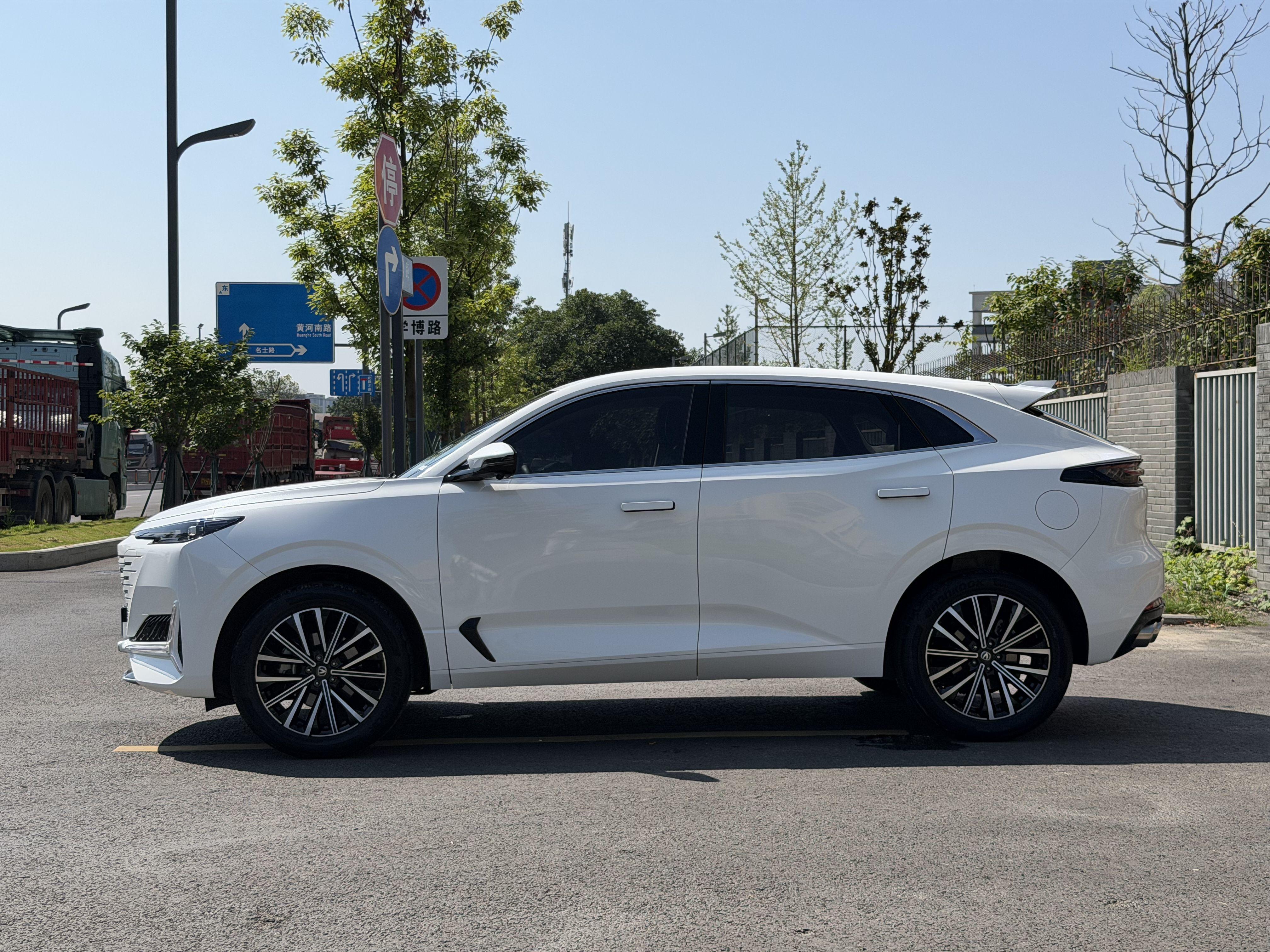 Changan UNI-K 2021 thumb 2