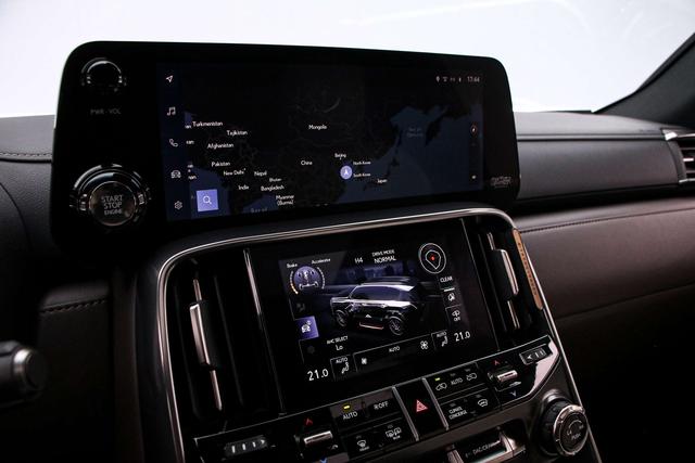 Lexus LX 2024 thumb 5