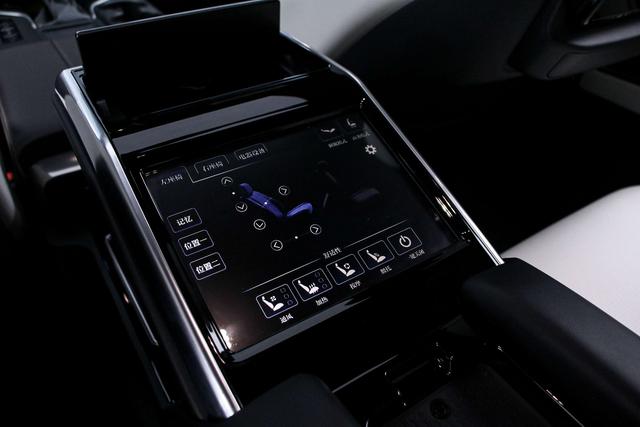Lexus LX 2024 thumb 6