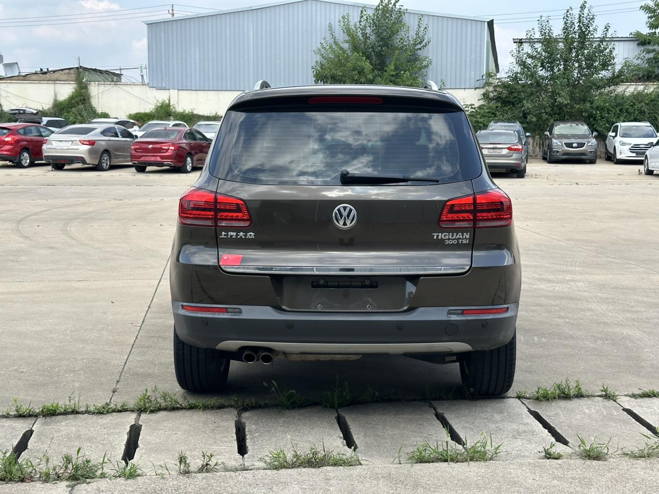 Volkswagen Tiguan 2016 thumb 3