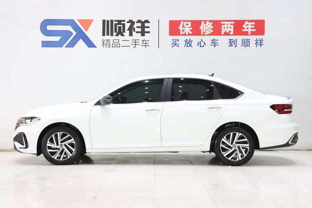 Volkswagen Lavida XR 2023 thumb 2
