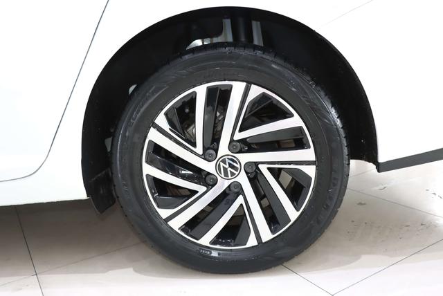 Volkswagen Lavida XR 2023 thumb 5