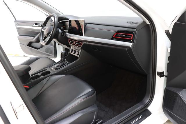 Volkswagen Lavida XR 2023 thumb 9