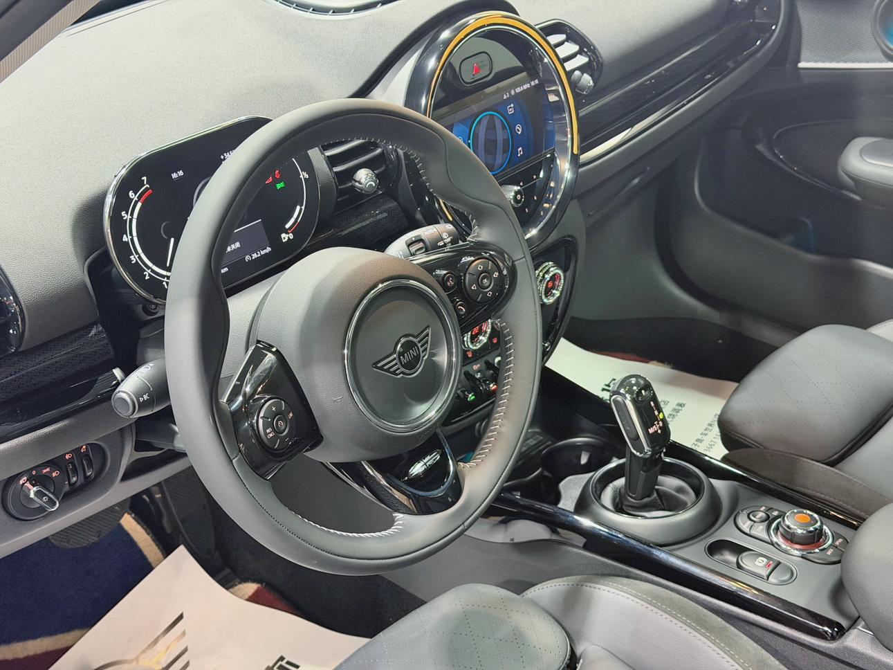 Mini Clubman 2021 thumb 8