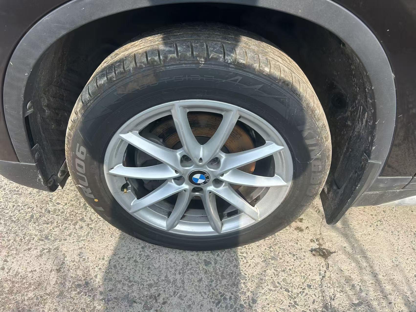 BMW X1 2019 thumb 5