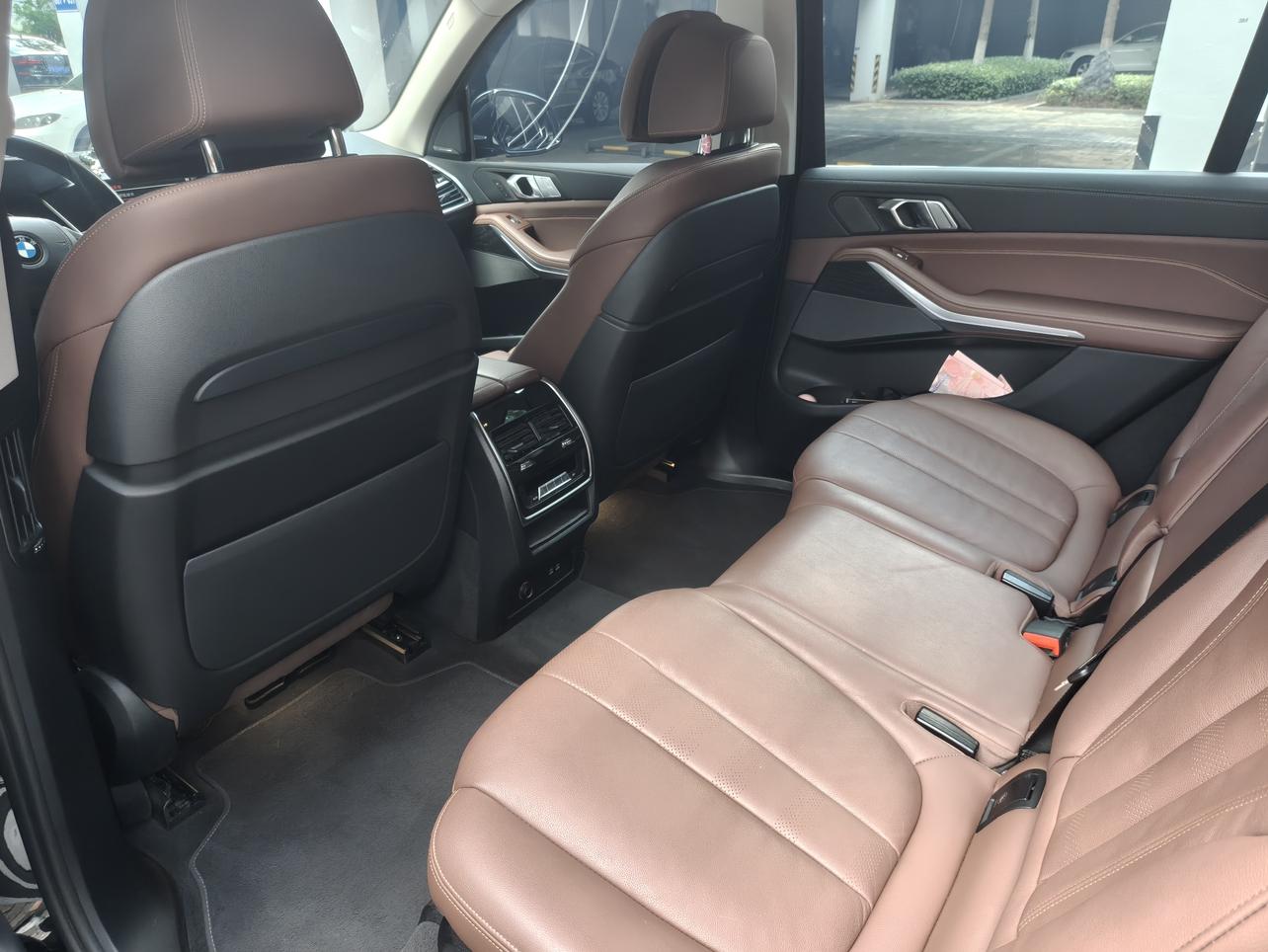BMW X7 2022 thumb 7
