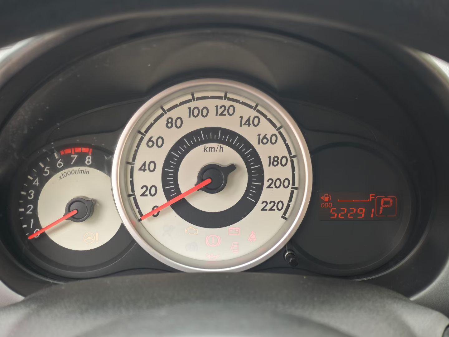 Mazda 2 2011 thumb 5