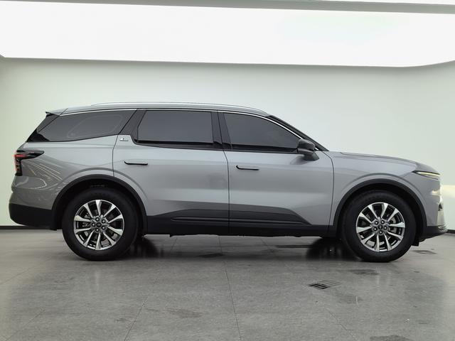 Ford Edge 2023 thumb 6