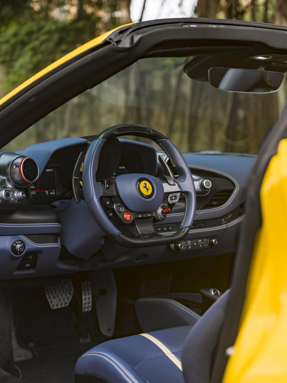 Ferrari F8 2020 thumb 5