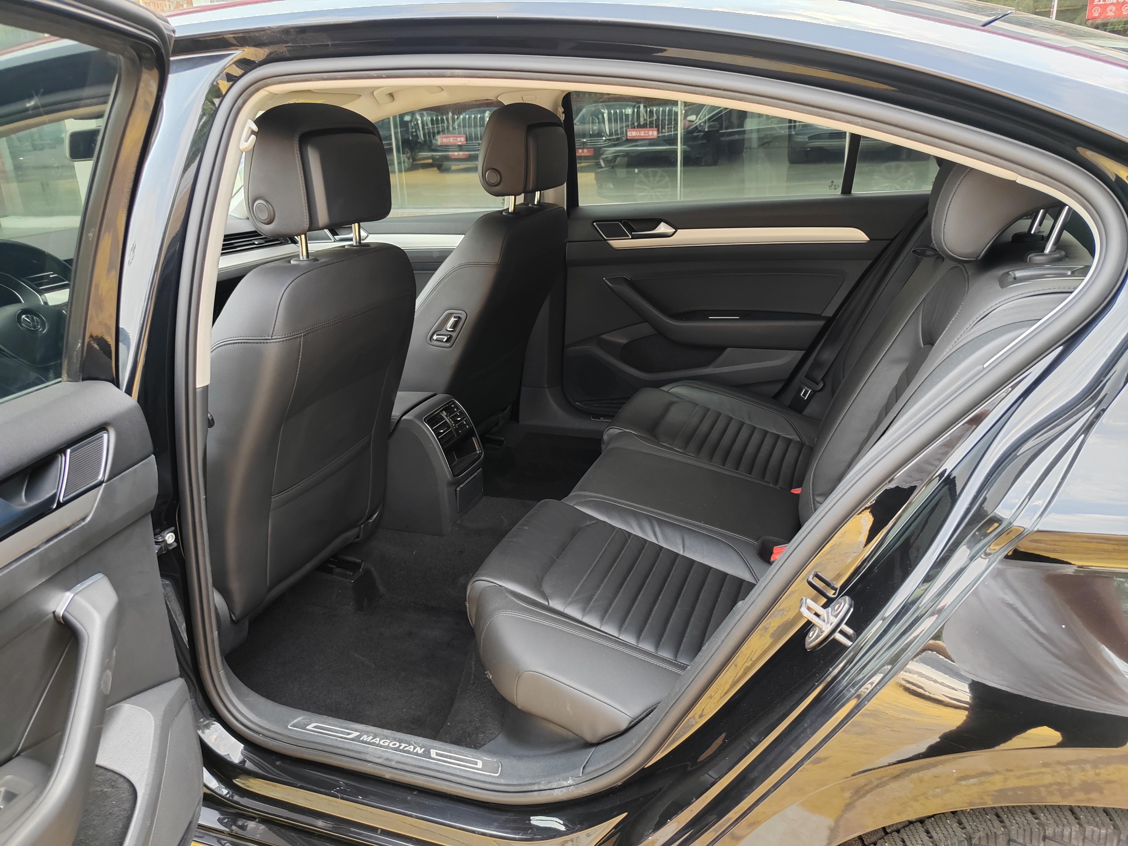 Volkswagen Magotan 2018 thumb 10