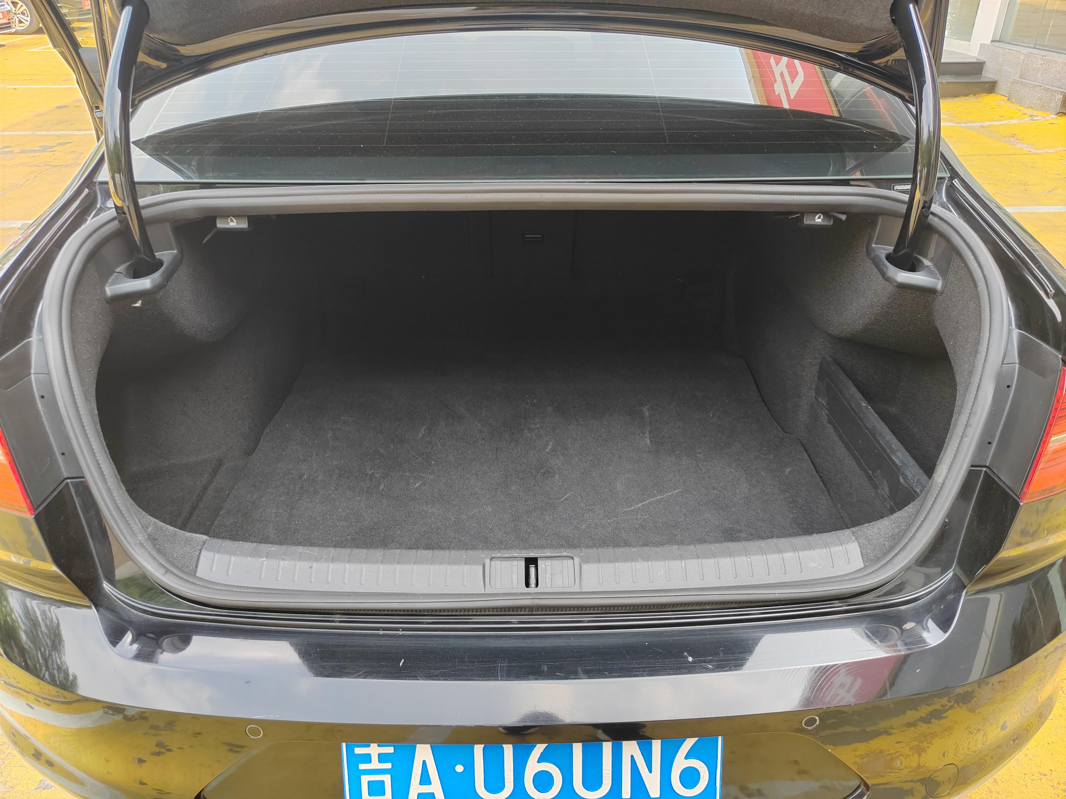 Volkswagen Magotan 2018 thumb 12