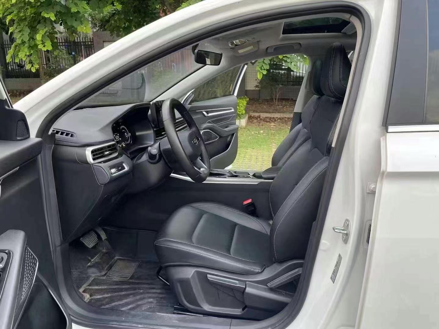 Geely Emgrand 2022 thumb 6