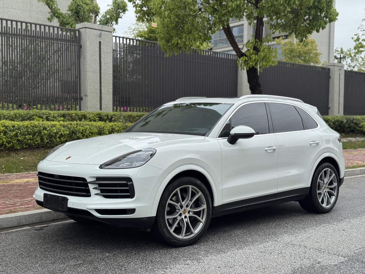 Porsche Cayenne 2023 thumb 12