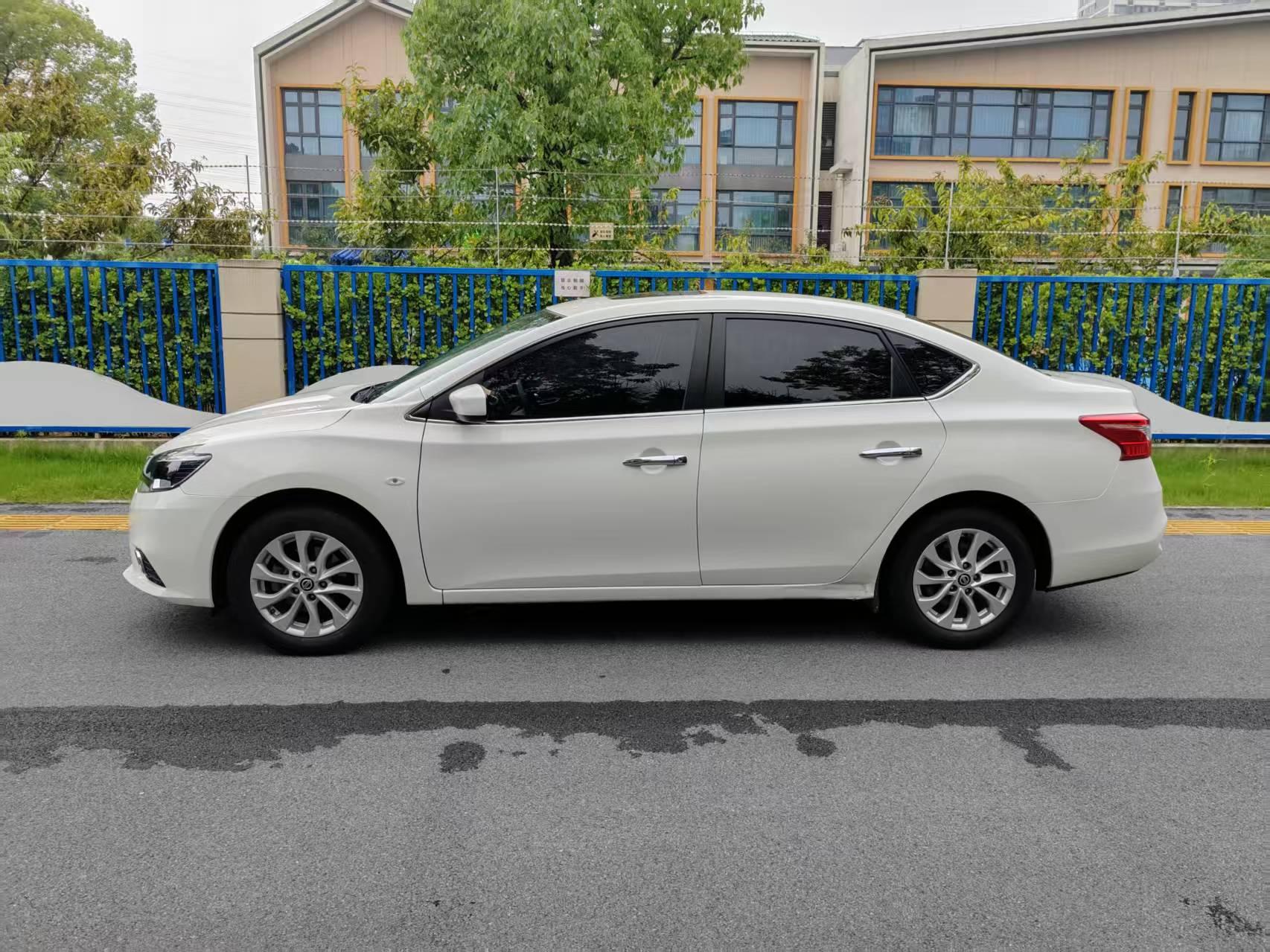 Nissan Sylphy 2021 thumb 2