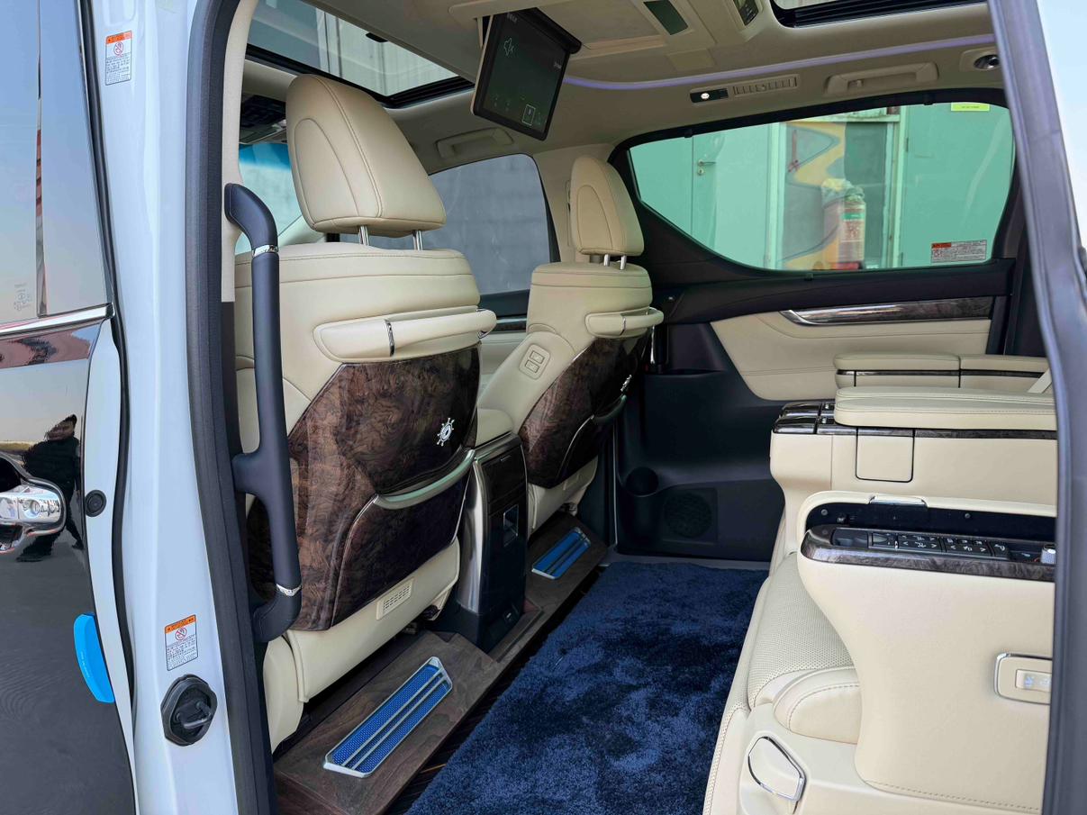 Toyota Vellfire 2021 thumb 12