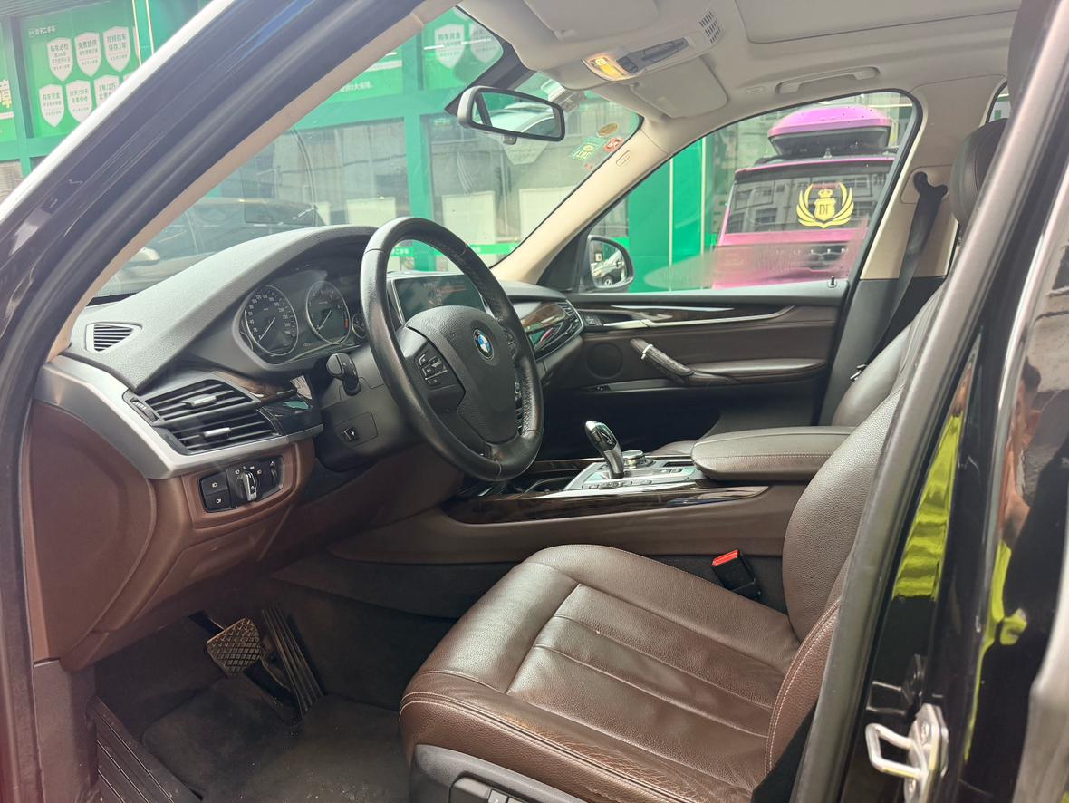 BMW X5 2015 thumb 6