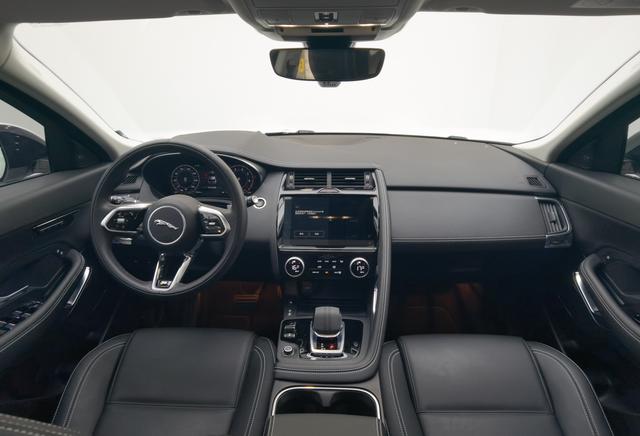 Jaguar E-Pace 2024 thumb 12