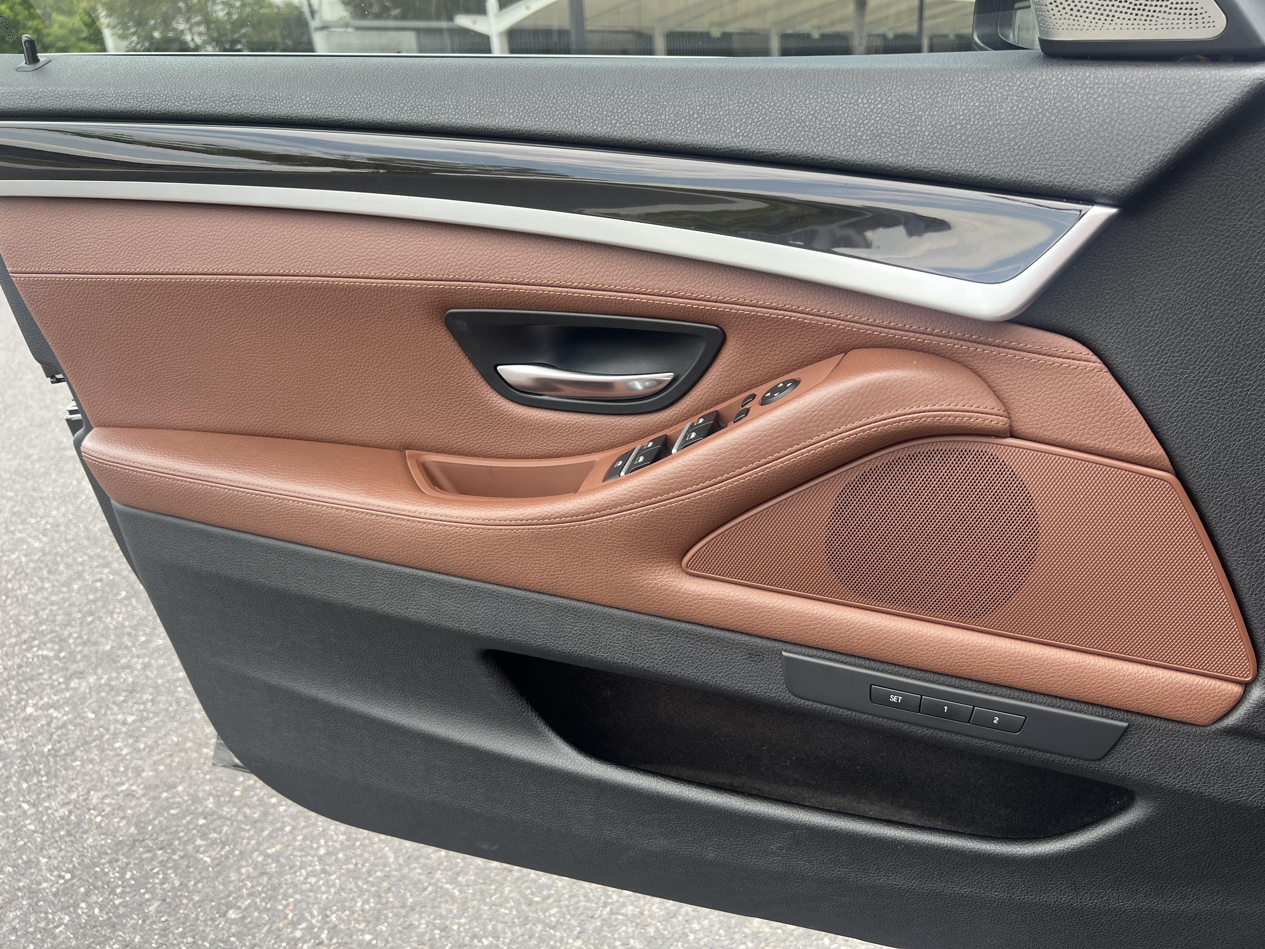 BMW 5 серии 2014 thumb 10