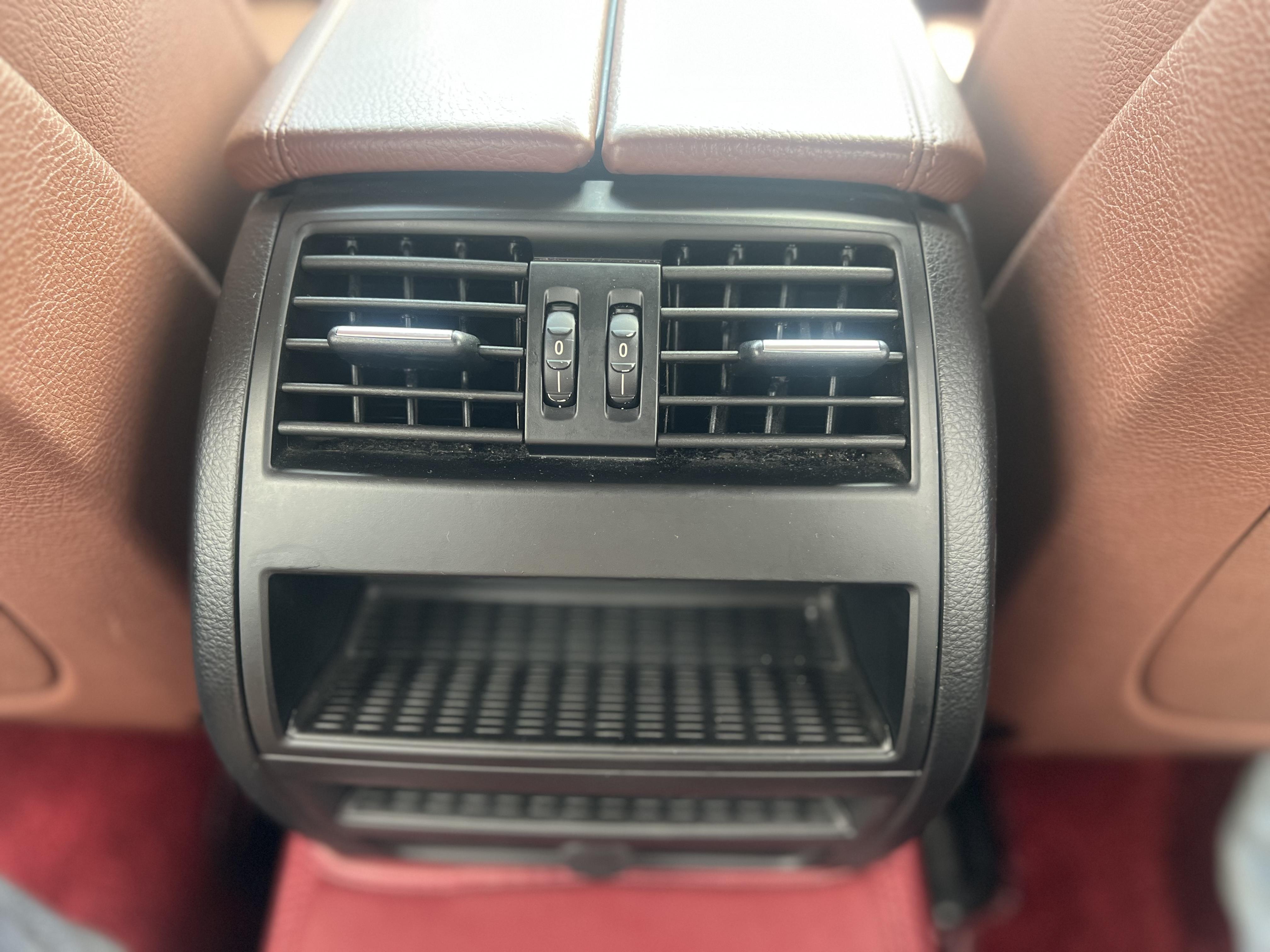 BMW 5 серии 2014 thumb 11