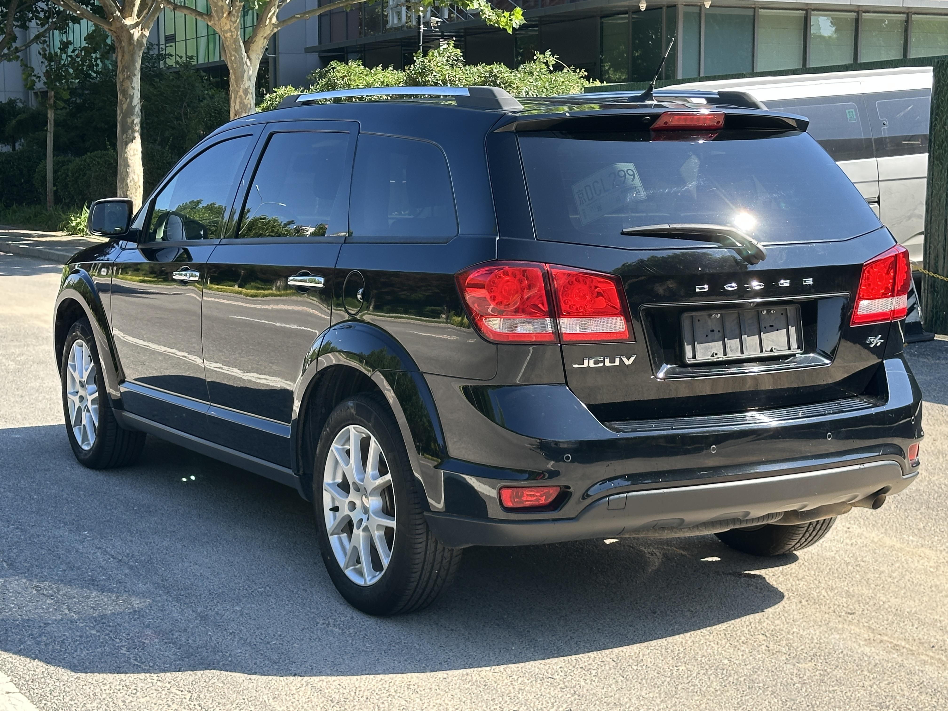 Dodge Ku Wei 2014 thumb 2