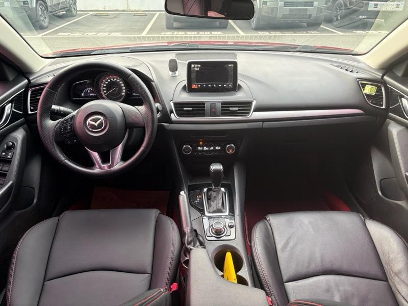 Mazda 3 2016 thumb 5