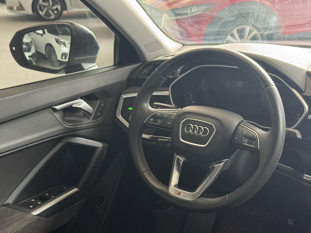 Audi Q3 Sportback 2022 thumb 12