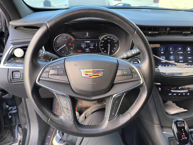 Cadillac XT5 2022 thumb 9