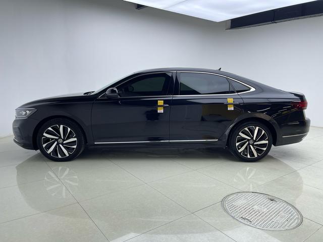 Volkswagen Passat (North America and China) 2022 thumb 2