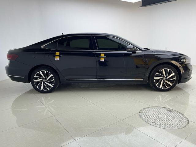 Volkswagen Passat (North America and China) 2022 thumb 6