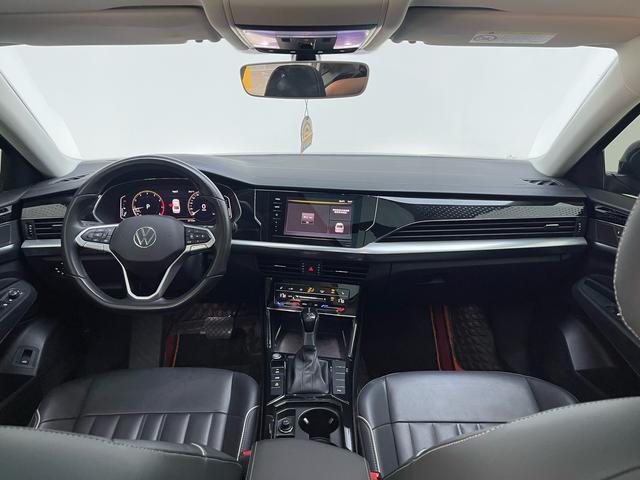 Volkswagen Passat (North America and China) 2022 thumb 12