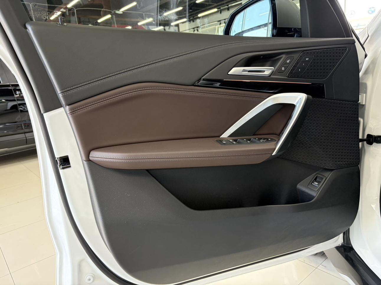 BMW X1 2023 thumb 3