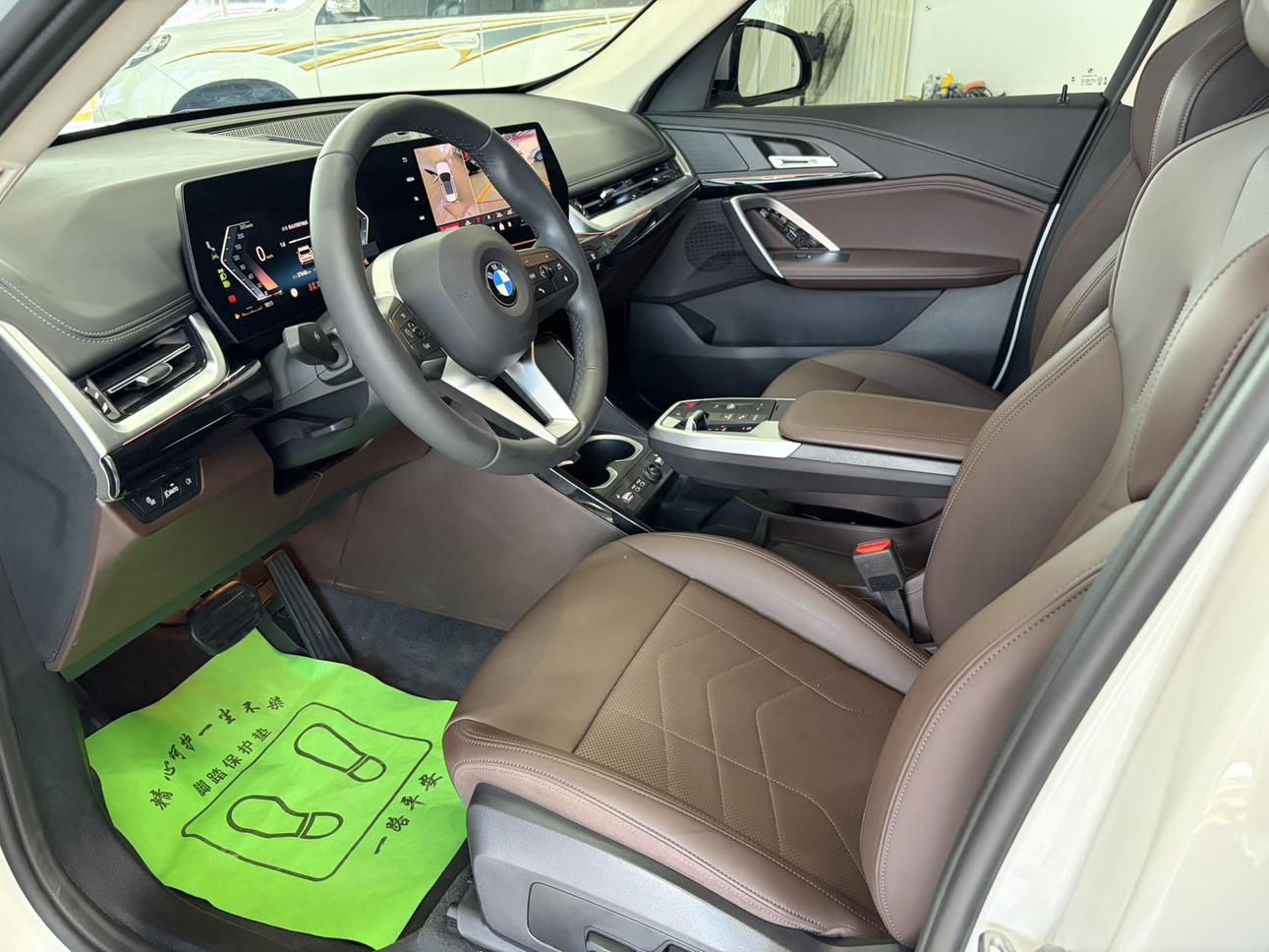 BMW X1 2023 thumb 6