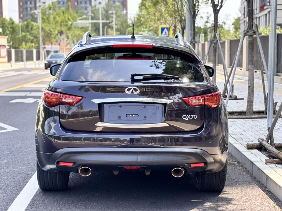 Infiniti QX70 2013 thumb 2