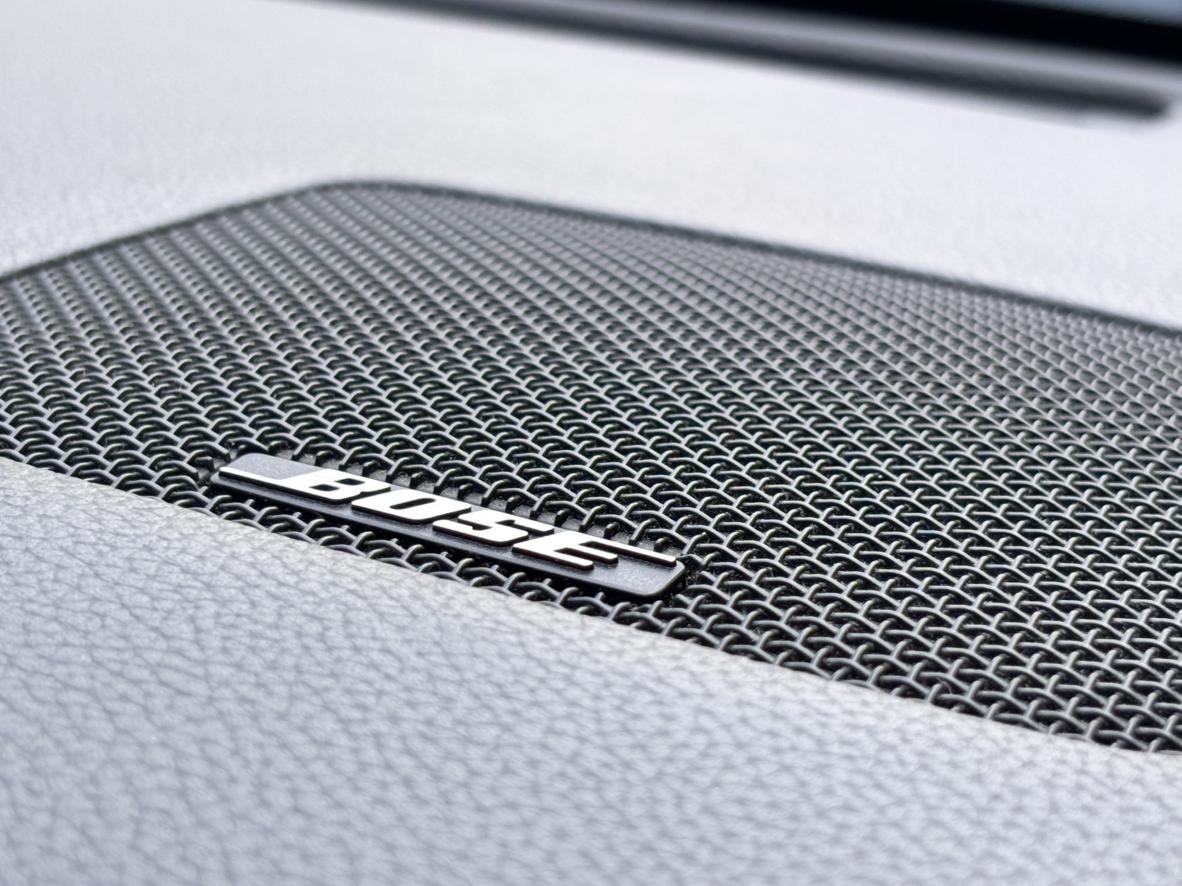 Infiniti QX70 2013 thumb 3
